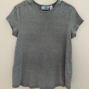 Grey tshirt